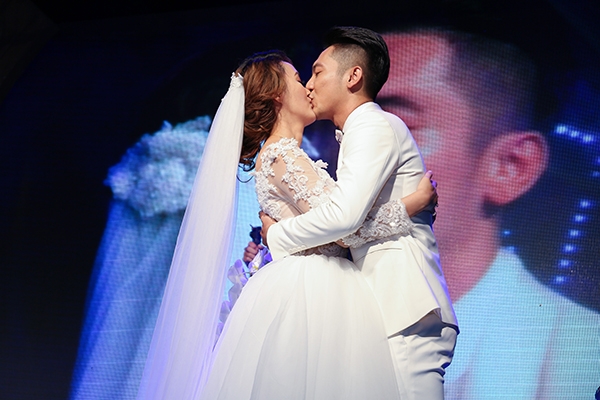 mai-quoc-viet-hon-co-dau-viet-kieu-say-dam-trong-dam-cuoi-8