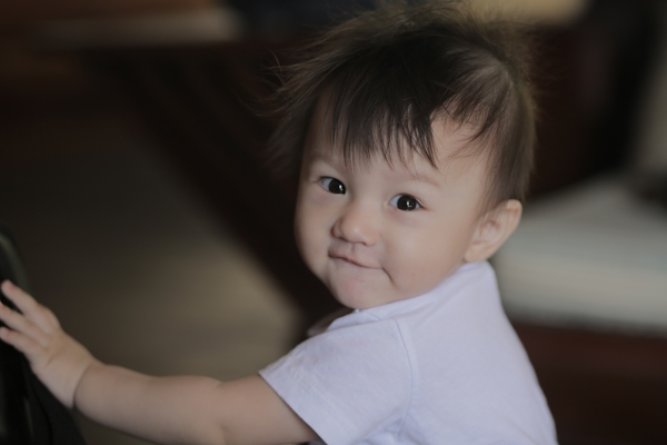 phuong-vy-dua-me-chong-nguoi-my-di-du-lich-mui-ne-10