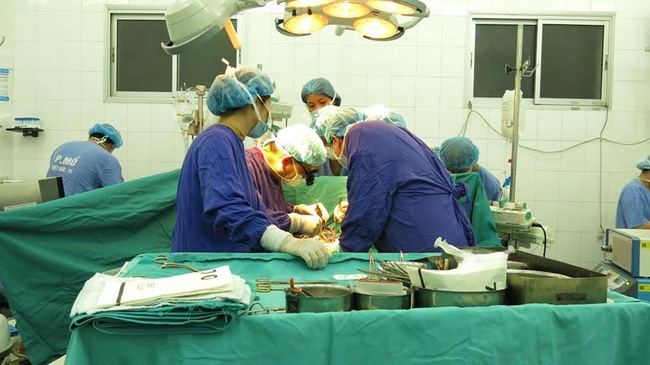 4 người tái sinh nhờ nguồn tạng của người chết não hiến tặng - Ảnh 1.