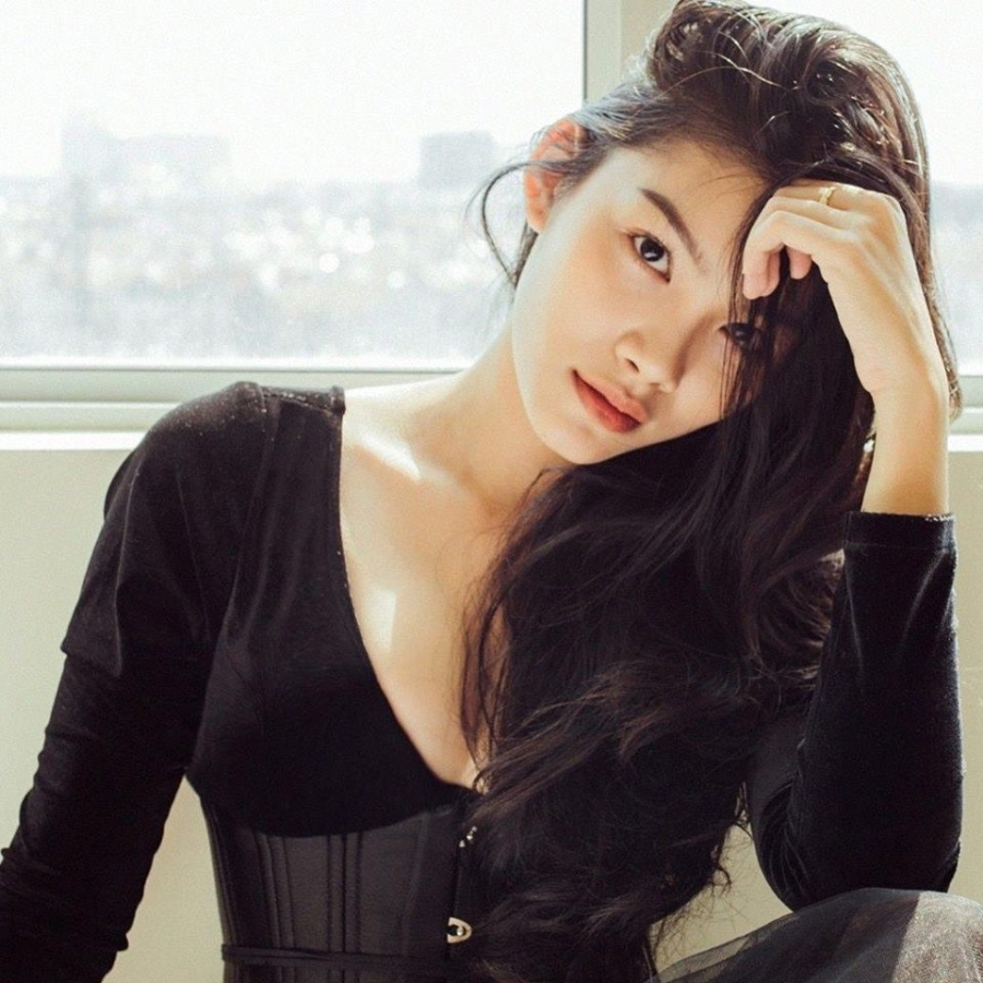 Dan hot girl thi phi bi loai khoi The Face Online hinh anh 8