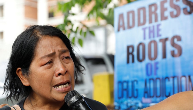 Một nghị sĩ Philippines đệ đơn tố cáo Tổng thống Duterte  