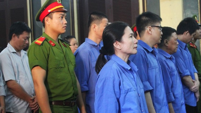 Tham o 34 ty dong, 6 cuu can bo Agribank Ben Thanh doi dien an tu hinh hinh anh 1