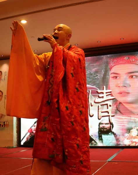 'Duong Tang' ngheo nhat cua Tay du ky 1986 lai di hat kiem tien hinh anh 3