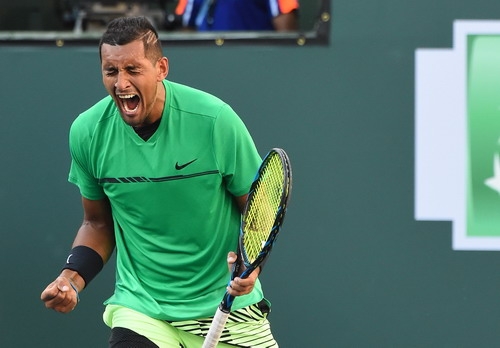 Nick Kyrgios bỏ cuộc vì bị ngộ độc thức ăn