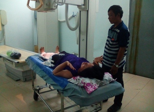 33 nguoi o Tra Vinh nhap vien vi… can cho hinh anh 1