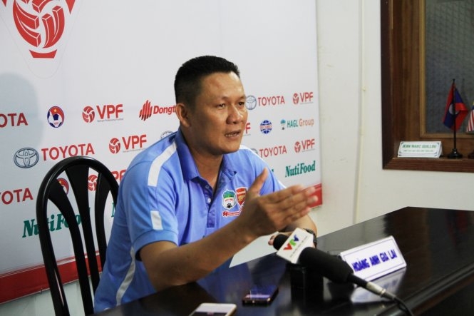bau duc quyet dinh tuong lai hlv nguyen quoc tuan hinh anh 1