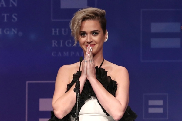 katy-perry-toi-tung-hon-mot-co-gai-va-con-hon-the-nua