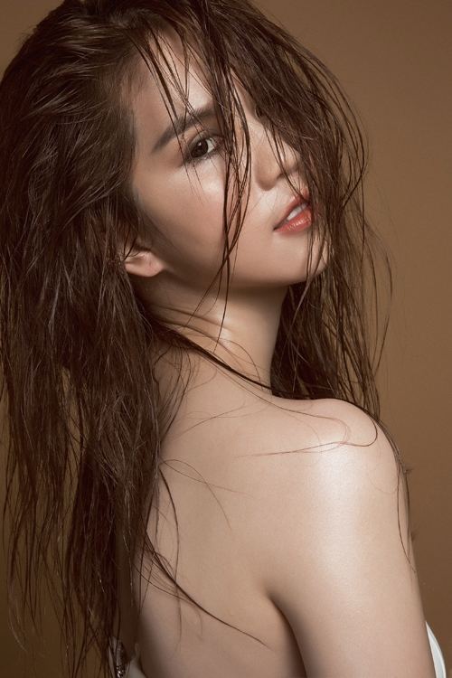 ngoc-trinh-dien-vay-bo-khoe-3-vong-goi-cam-1