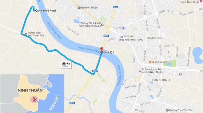 Tim thay thi the hoc sinh lop 1 bi duoi nuoc cach hien truong gan 3 km hinh anh 3
