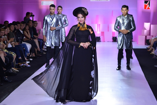 hoa-khoi-khanh-ngan-long-lay-voi-ao-dai-do-ruc-6