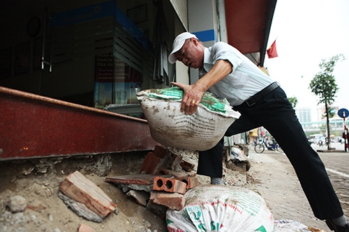 nhung bac tam cap chuan nhat ha noi sau con loc gianh lai via he hinh anh 10