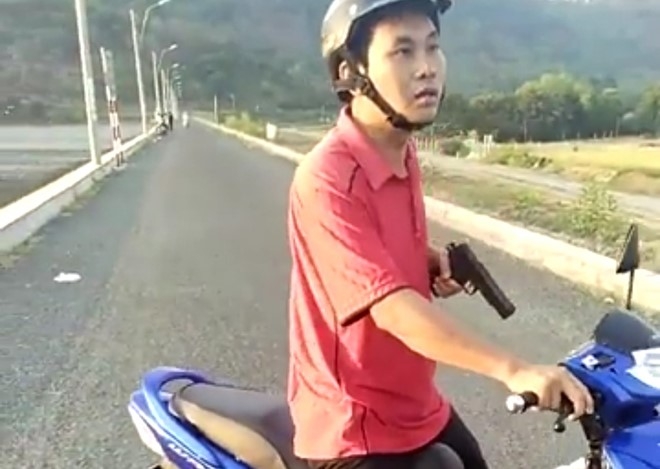 Pho phong nong nghiep mua 2 khau sung nhua tai TP.HCM hinh anh 1