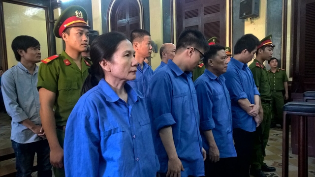 Các bị cáo tại tòa