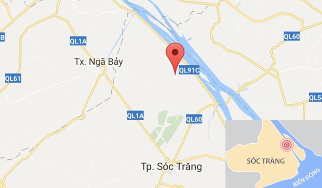 Hoc sinh lop 4 bi me ban cung lop danh nhap vien hinh anh 2