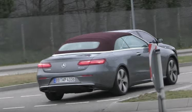 Mercedes-Benz E-Class Cabriolet ban san xuat lo dien tren pho hinh anh 4