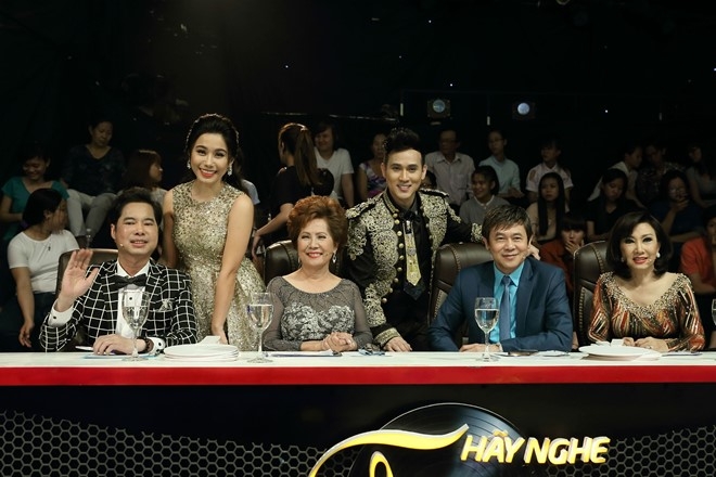 Ngoc Son hua khong thien vi hoc tro khi cham thi hinh anh 1
