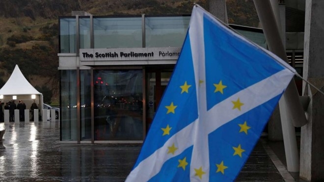 Scotland ngung bo phieu roi Anh sau vu tan cong London hinh anh 1
