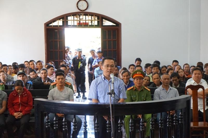 trần minh lợi, diệt giặc nội xâm, hối lộ, Facebook diệt giặc nội xâm, đưa hối lộ