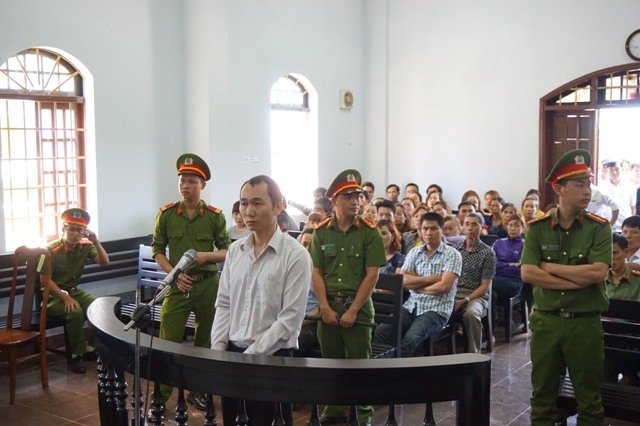 trần minh lợi, giệt giặc nội xâm, hối lộ, Facebook giệt giặc nội xâm