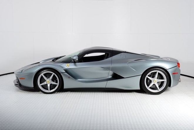 Sieu xe Ferrari LaFerrari cu mau bac rao gia 4 trieu USD hinh anh 1