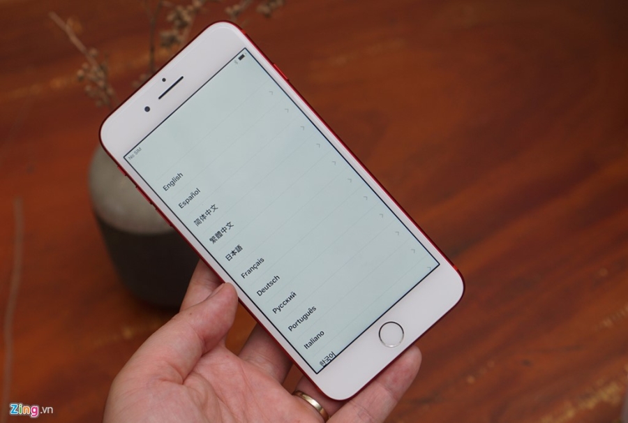Can canh iPhone 7 Plus do tai VN: Doc, dep, gia cao hinh anh 5