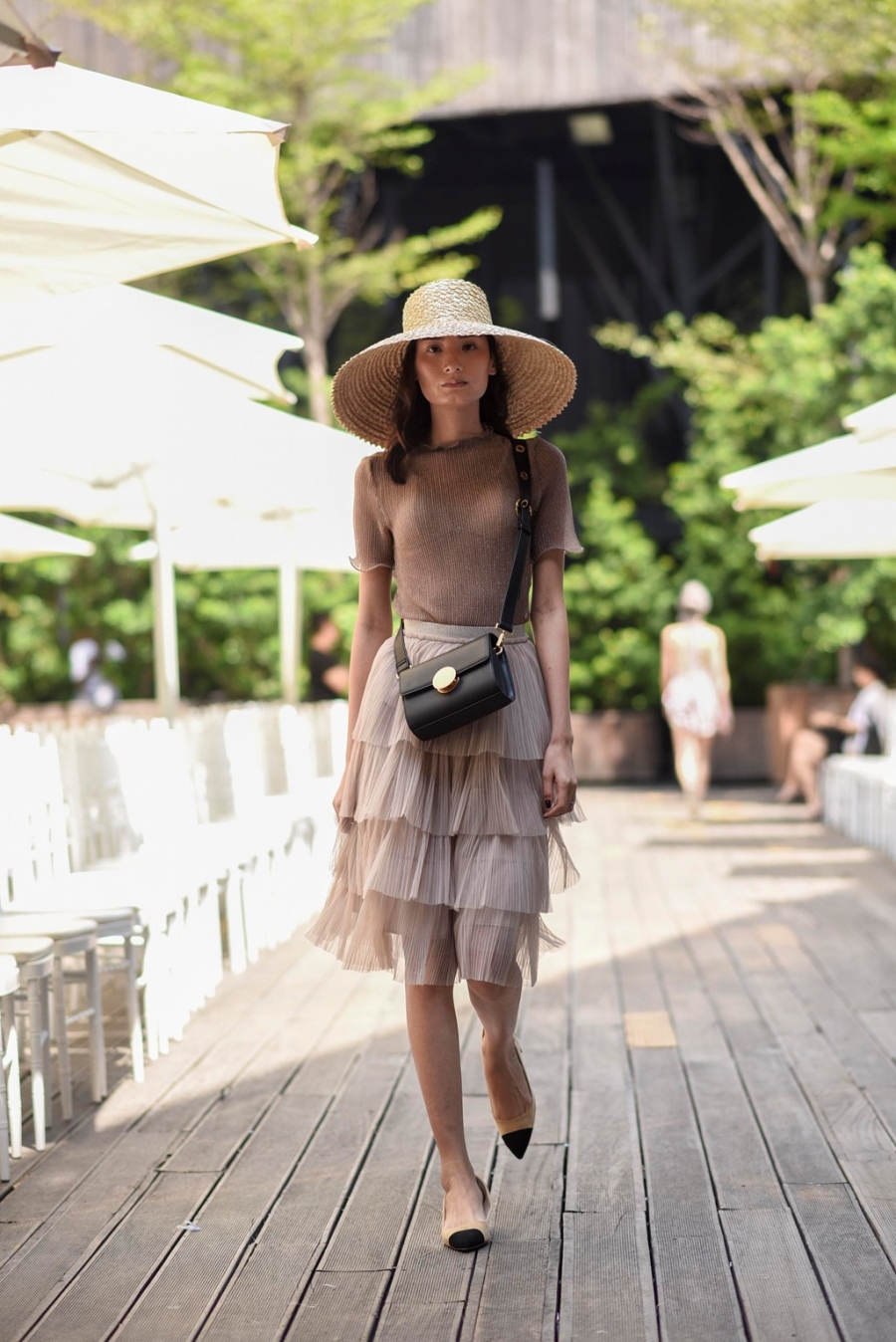 Lan Khue va dan mau mac sanh dieu tap catwalk hinh anh 5