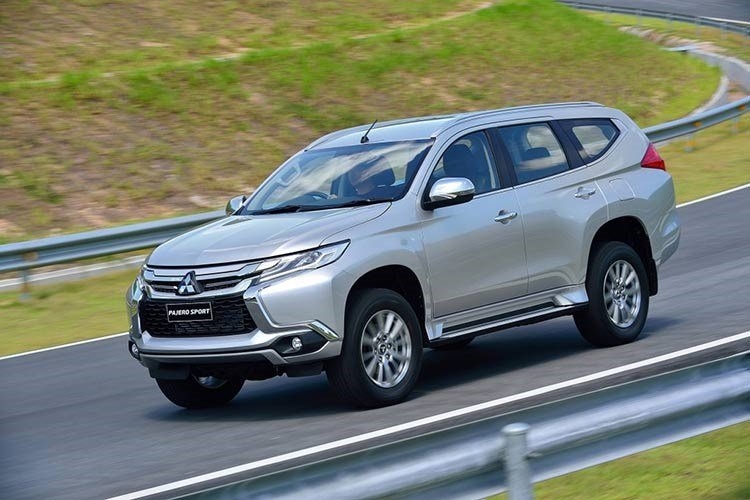 mẫu SUV, xe SUV, xe SUV ở Việt Nam, xe SUV cỡ vừa, giá xe SUV, xe SUV nhập khẩu