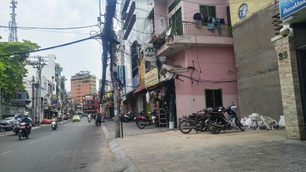 Quận 1, ông Đoàn Ngọc Hải, vỉa hè, giành lại vỉa hè, phó chủ tịch Hải, phó chủ tịch Đoàn Ngọc Hải