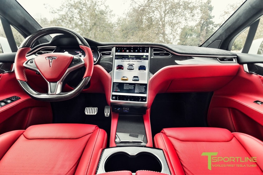 Xe dien Tesla Model X noi that Bentley rao gia 180.000 USD hinh anh 5