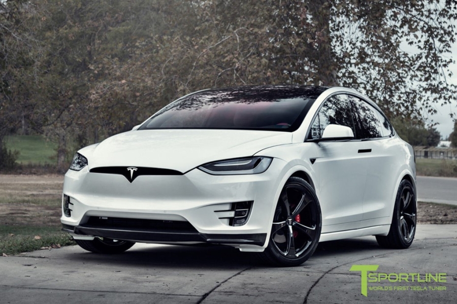 Xe dien Tesla Model X noi that Bentley rao gia 180.000 USD hinh anh 7