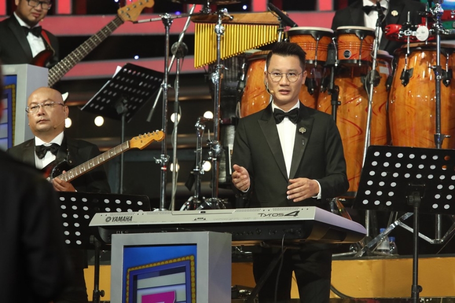 A quan Vietnam Idol 2016 bi loai som khoi cuoc thi am nhac hinh anh 4