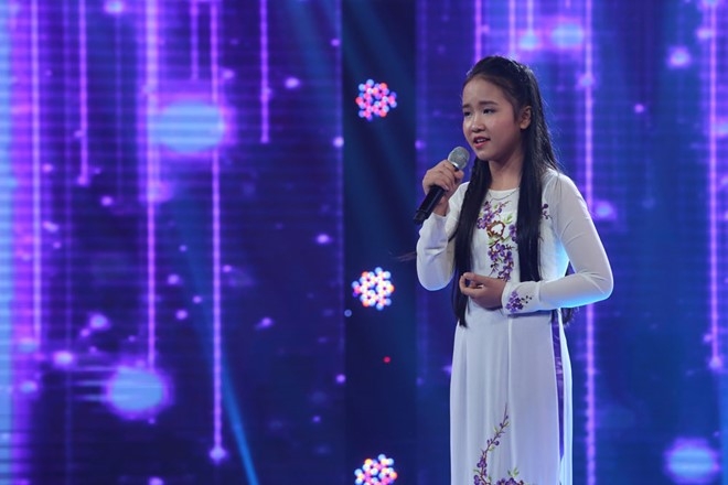 Be 9 tuoi duoc Quang Linh vi la 'ban sao nhi' Tung Duong hinh anh 7