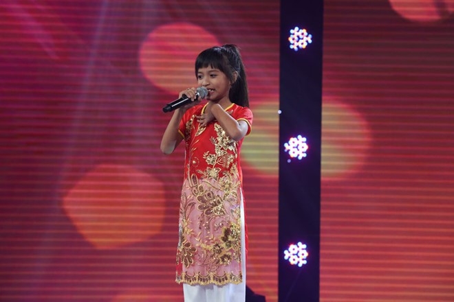 Be 9 tuoi duoc Quang Linh vi la 'ban sao nhi' Tung Duong hinh anh 11