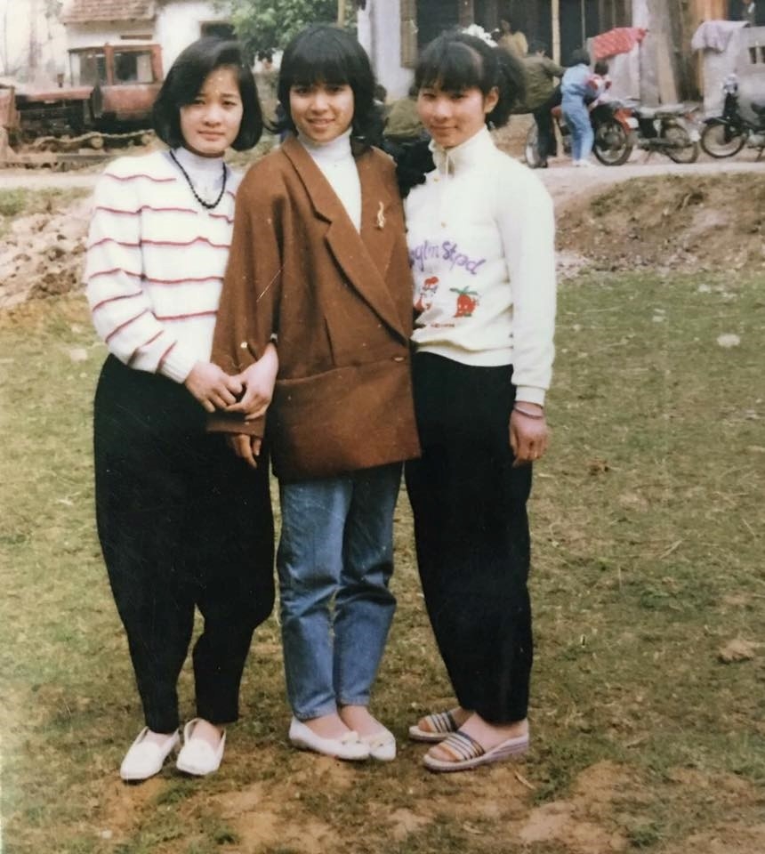 Loat anh qua khu 'nguoi muon ao, ke ngo tau' cua sao Viet hinh anh 5