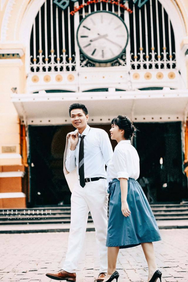 Những thức uống có cồn kia đã khuếch đại nỗi cô đơn và cường điệu ái tình trong mình, xúi giục những hành động điên rồ của đứa con gái ngốc nghếch, tận sâu bên trong, thích ăn vạ và khóc lóc.