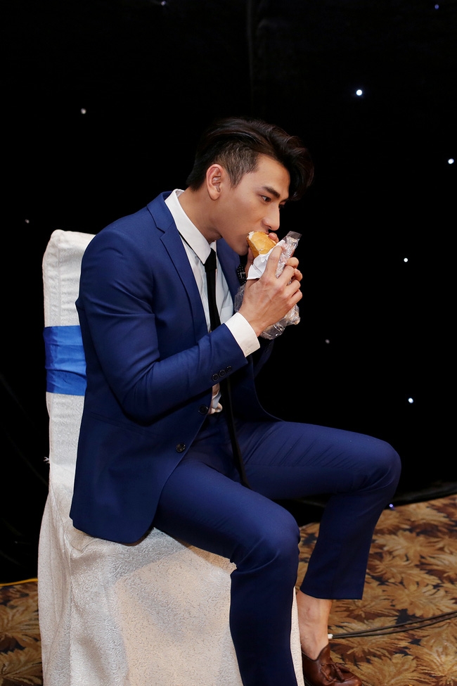 Isaac vã mồ hôi khi bị tấn công bởi dàn thí sinh Vietnam Idol Kids - Ảnh 11.