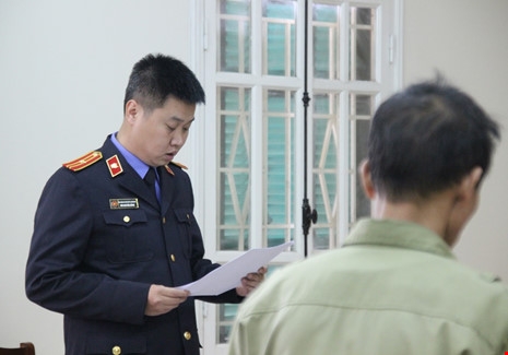 Tuyên án người lái xích lô trong vụ tôn cứa cổ cháu bé - ảnh 3