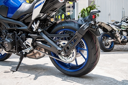 yamaha-mt-09-2017-6