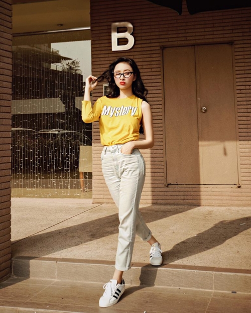 angela-phuong-trinh-nhiet-tinh-lang-xe-do-binh-dan-1