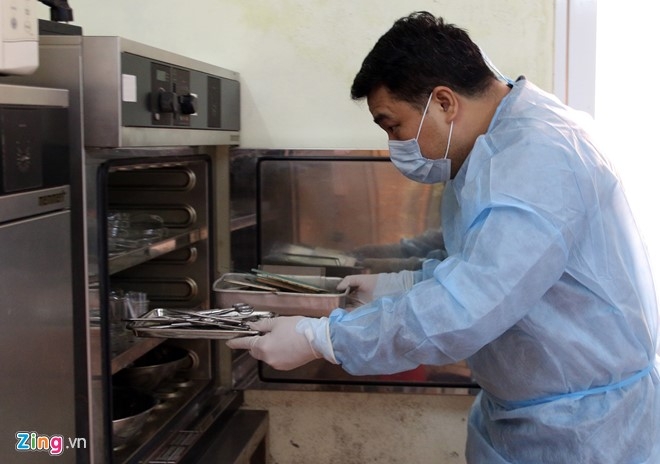 Bac si phap y: 'Anh em phai tam 2-3 lan moi dam ve nha' hinh anh 2