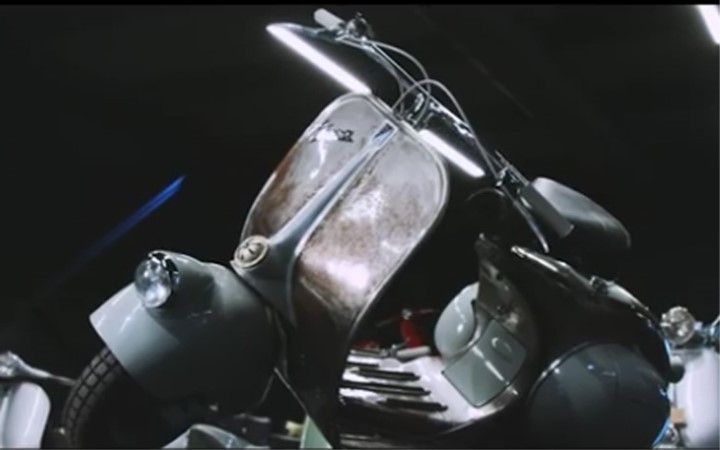 Ban dau gia chiec Vespa co nhat the gioi hinh anh 4