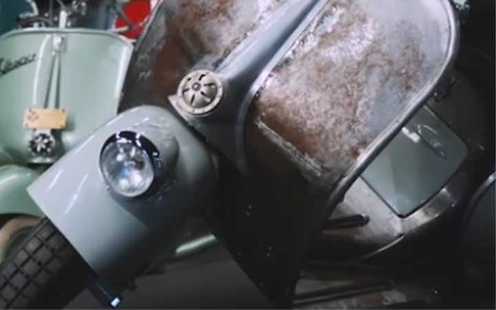 Ban dau gia chiec Vespa co nhat the gioi hinh anh 5