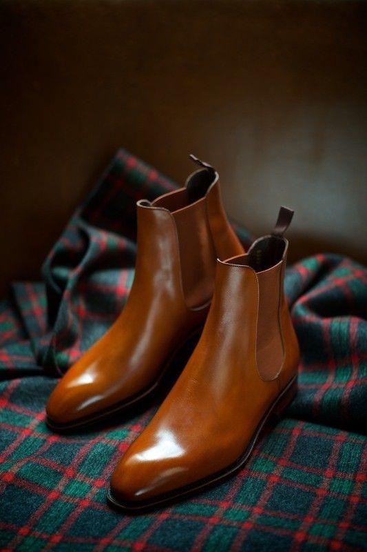 Boots cho dan ong: Mon do thoi trang tao nen dang cap hinh anh 2