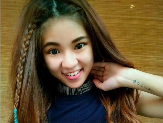 Co gai ban banh bat ngo noi tieng tren mang vi xinh nhu hot girl hinh anh 5