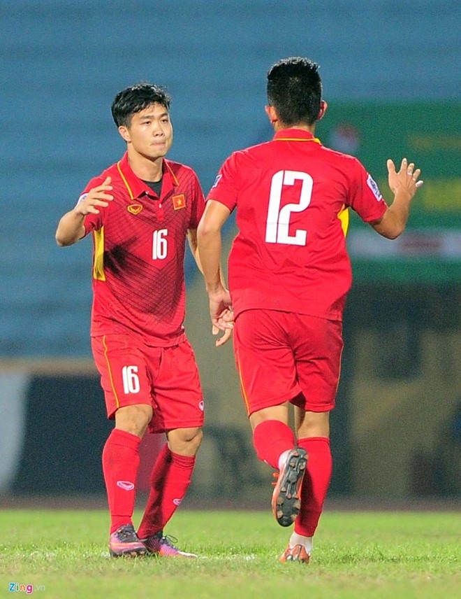 DT Afghanistan vs DTVN: Cong Phuong da tien ve cong hinh anh 5