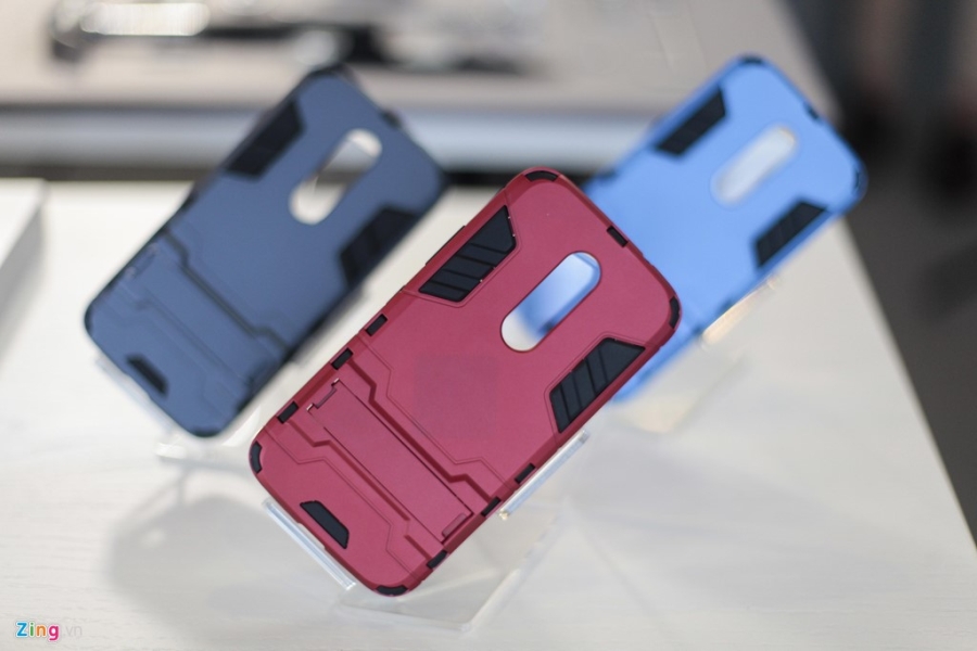 Anh Moto M RAM 4 GB gia 6,9 trieu dong vua ve Viet Nam hinh anh 15