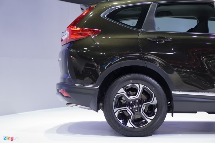 Anh thuc te Honda CR-V 7 cho vua ra mat hinh anh 2