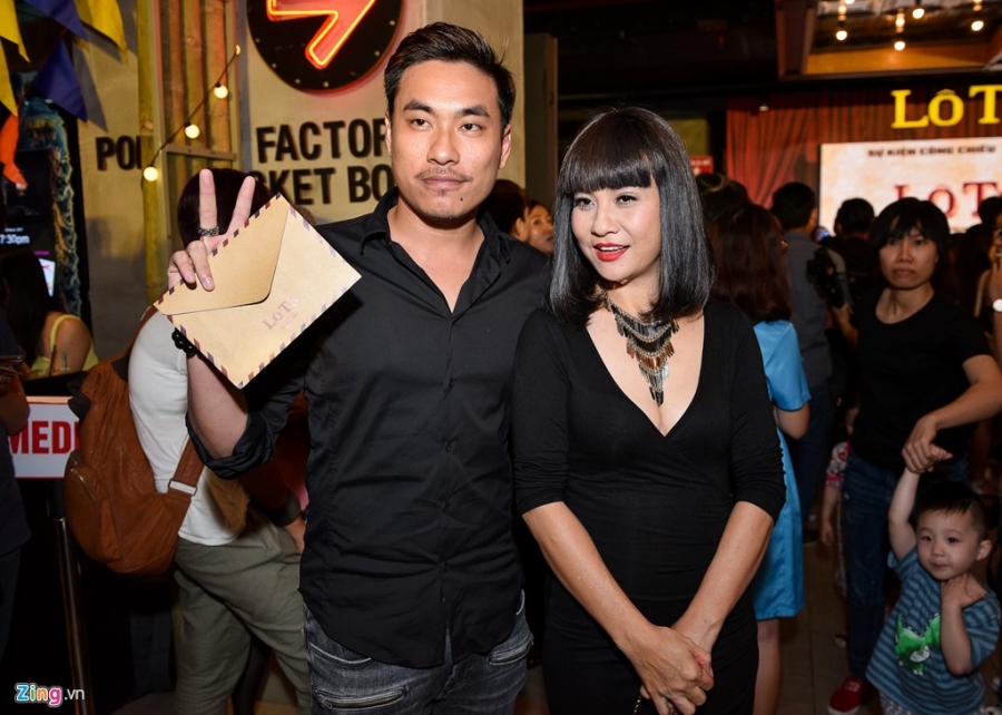 Dan sao Viet du su kien cong chieu phim 'Lo to' hinh anh 11