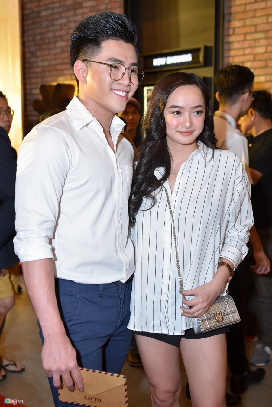 Dan sao Viet du su kien cong chieu phim 'Lo to' hinh anh 14