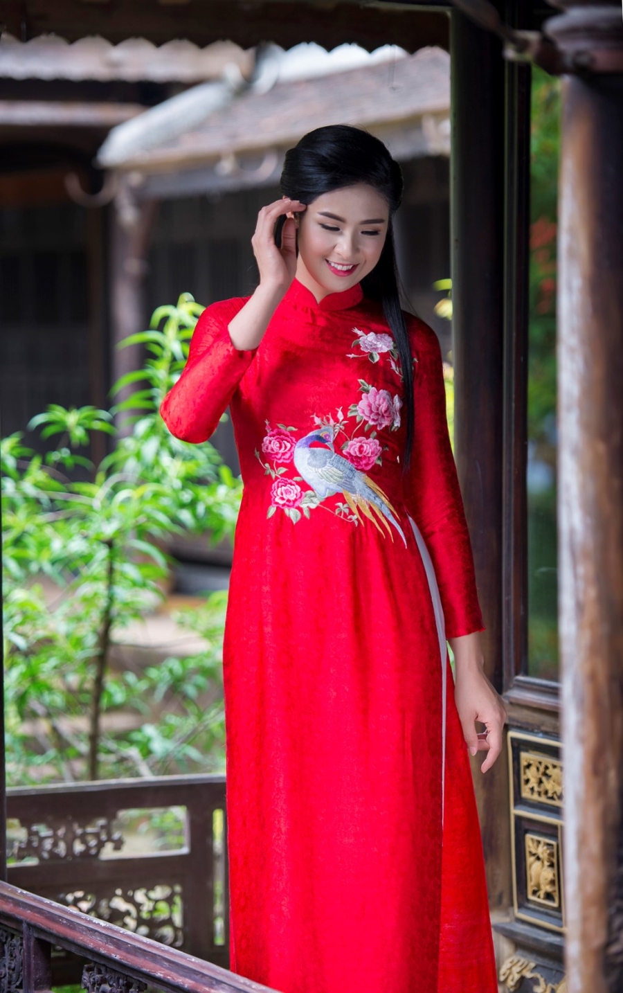Ngoc Han duyen dang trong ta ao dai lua to tam hinh anh 6